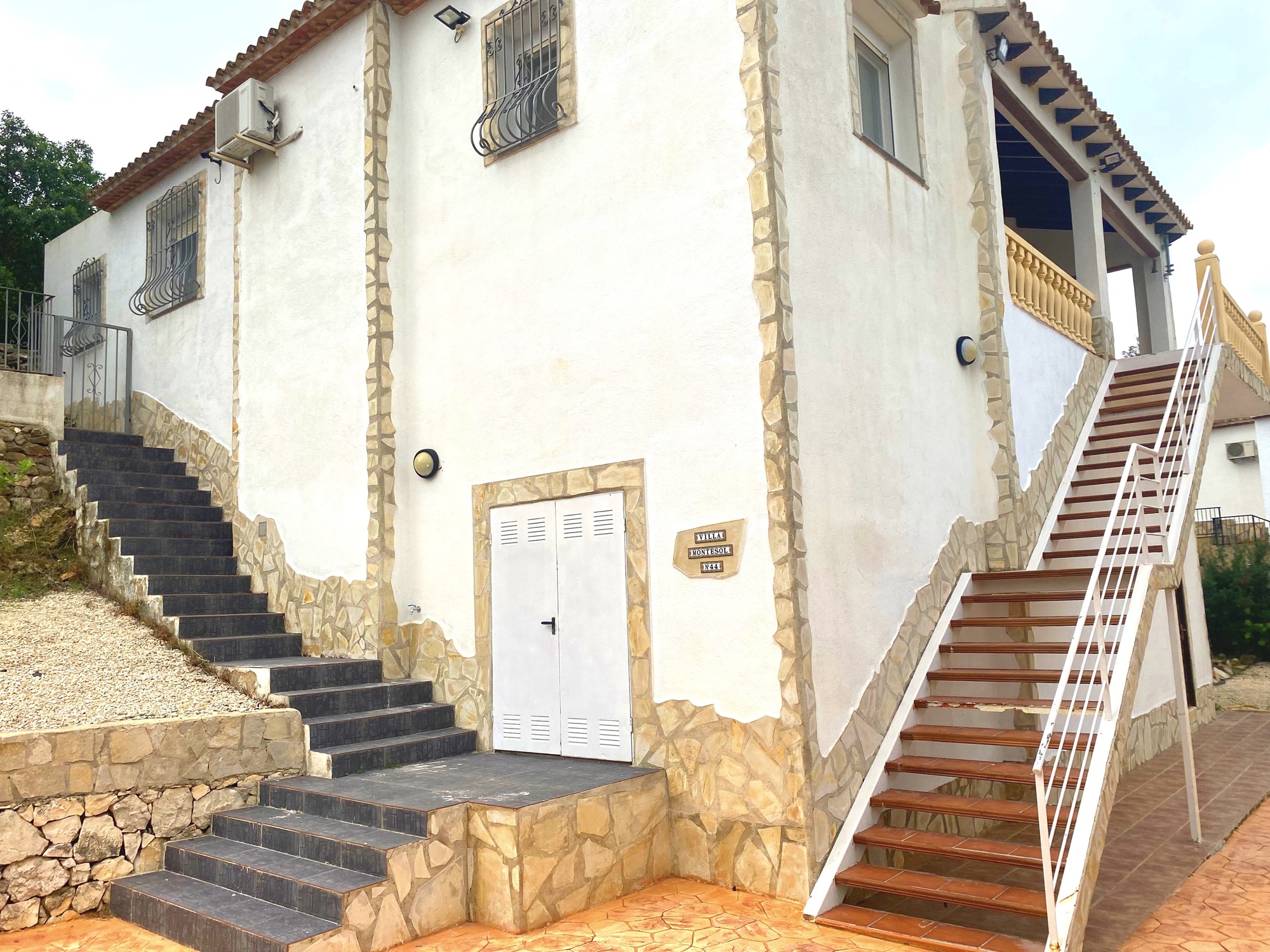 Villa with 3 Bedrooms in La Sella Offering Sea Views and Pool