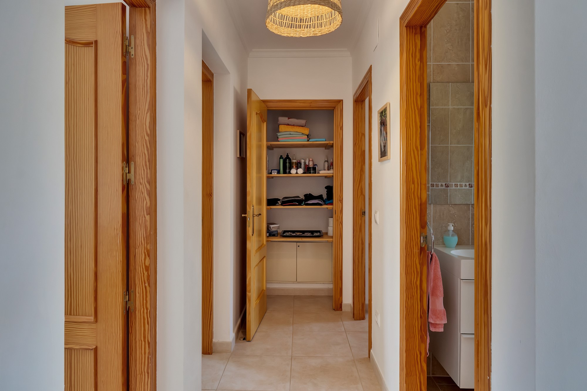Villa, 3 Bedrooms, Beniarbeig, with Pool and Mountain Views