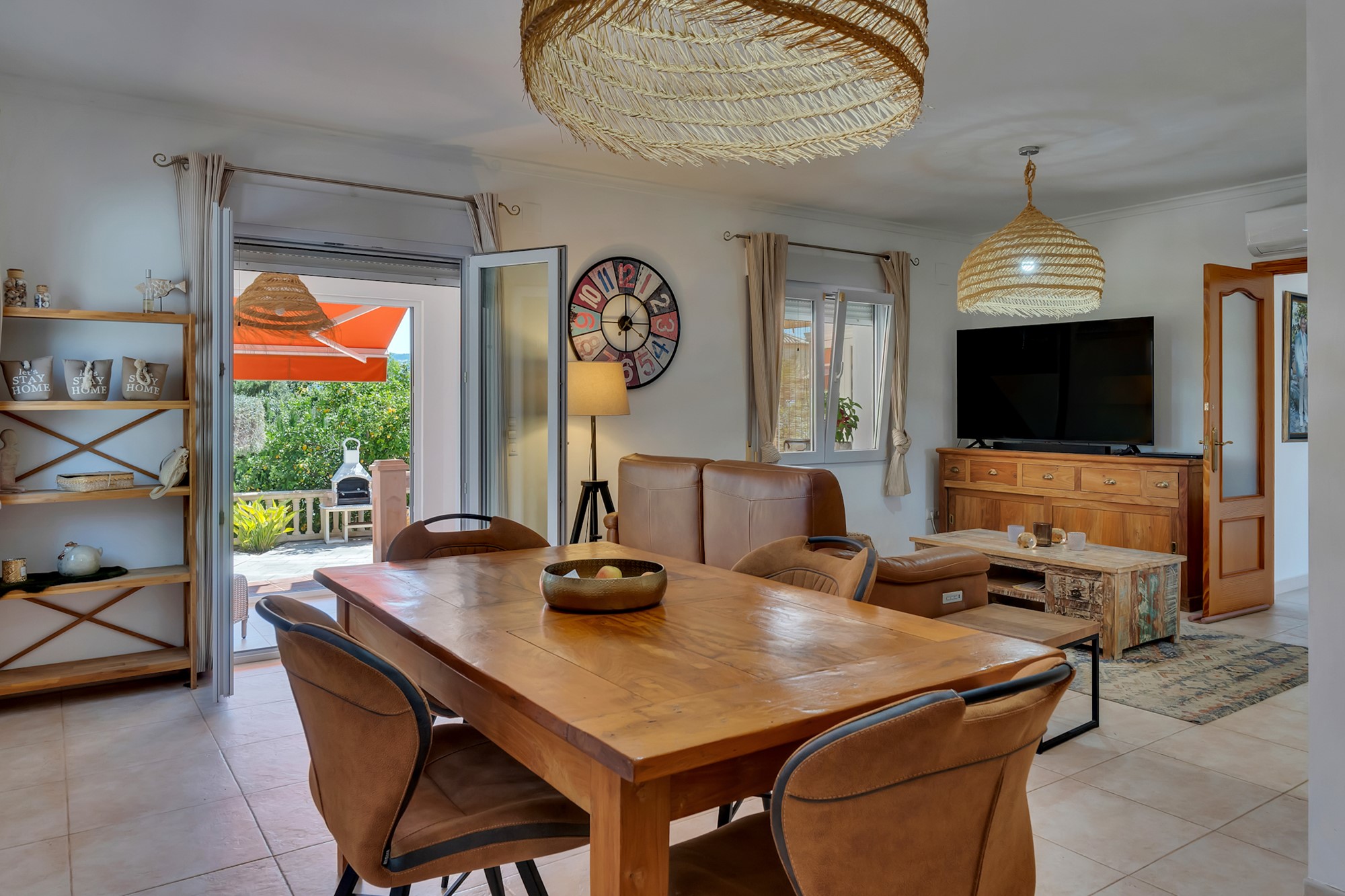 Villa, 3 Bedrooms, Beniarbeig, with Pool and Mountain Views