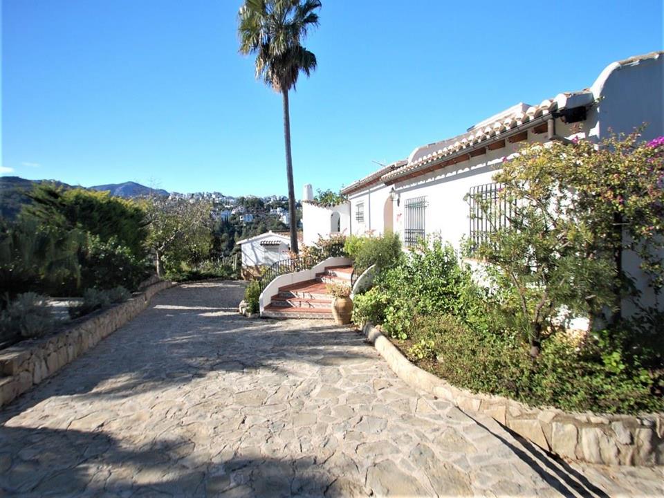 Villa in Monte Pego for sale in Alicante Costa Blanca Spain CASM2984