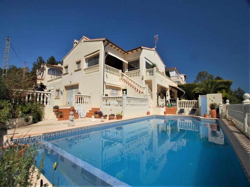 Villa in Orba 