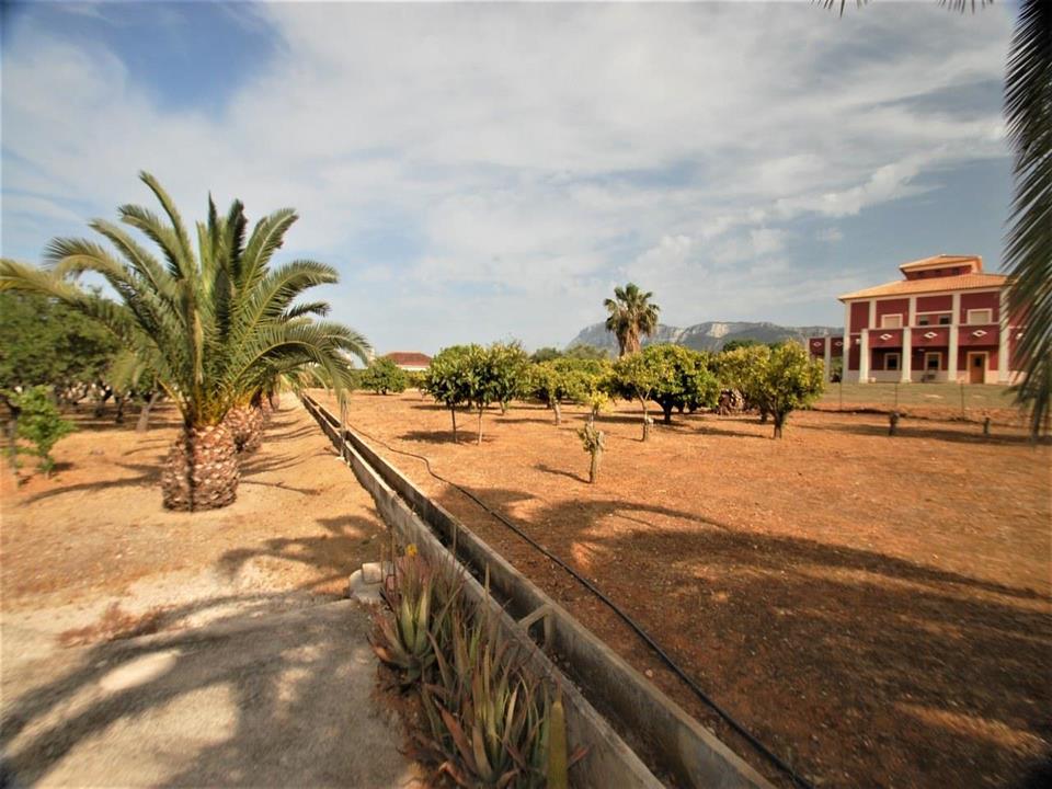 Venta. Villas en Denia