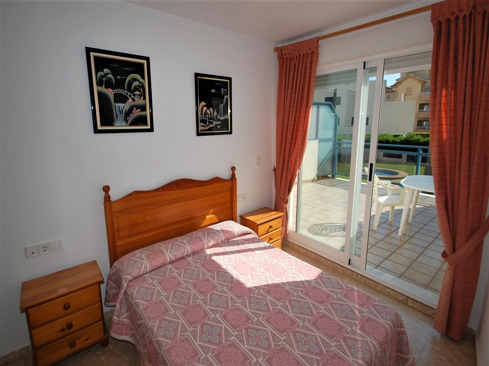 Apartment in Oliva 