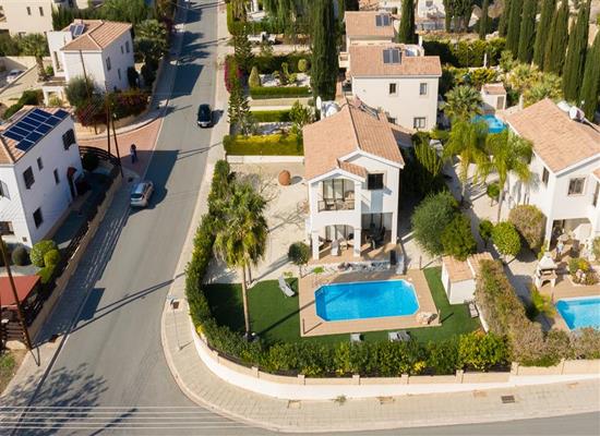 Villa/House in Secret Valley