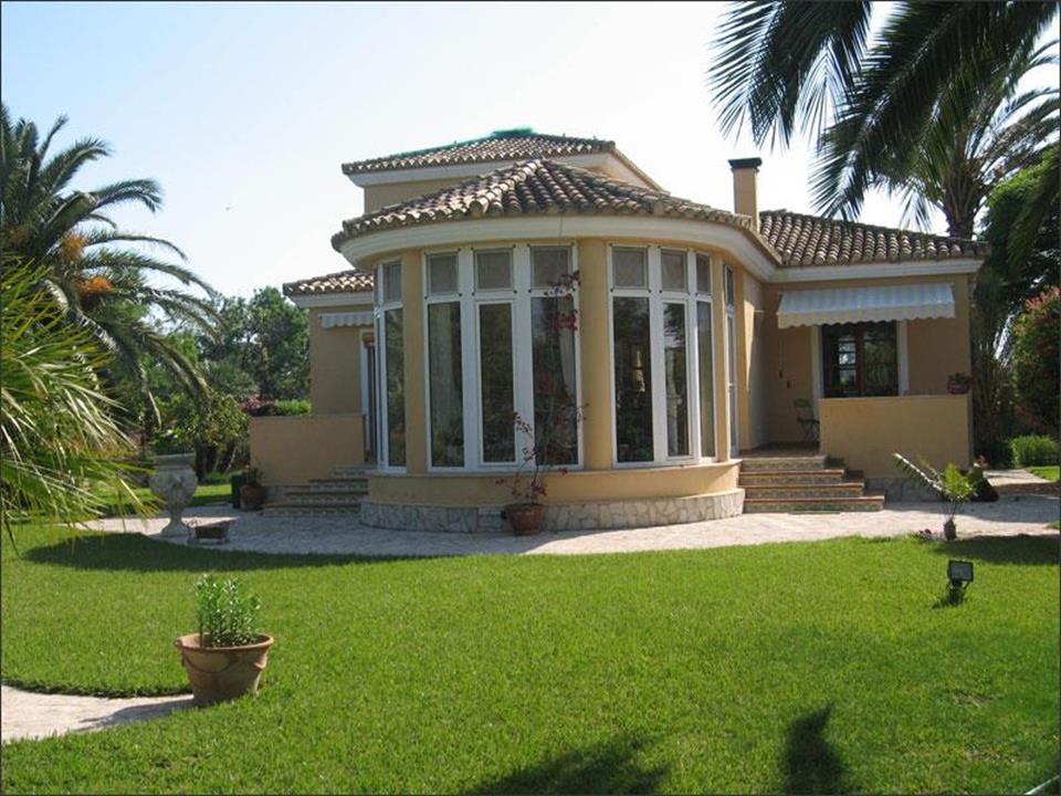 For Sale. Villa in Denia