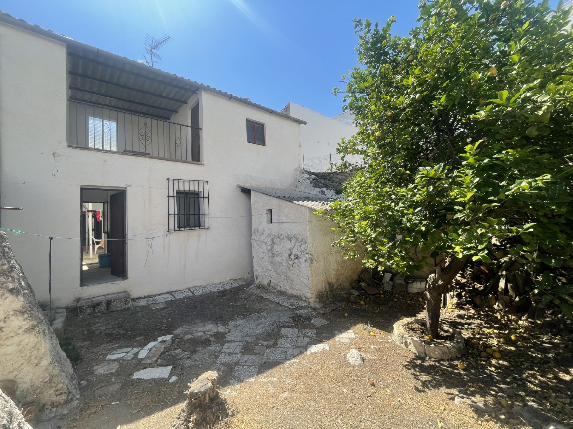 Village House in Canete La Real