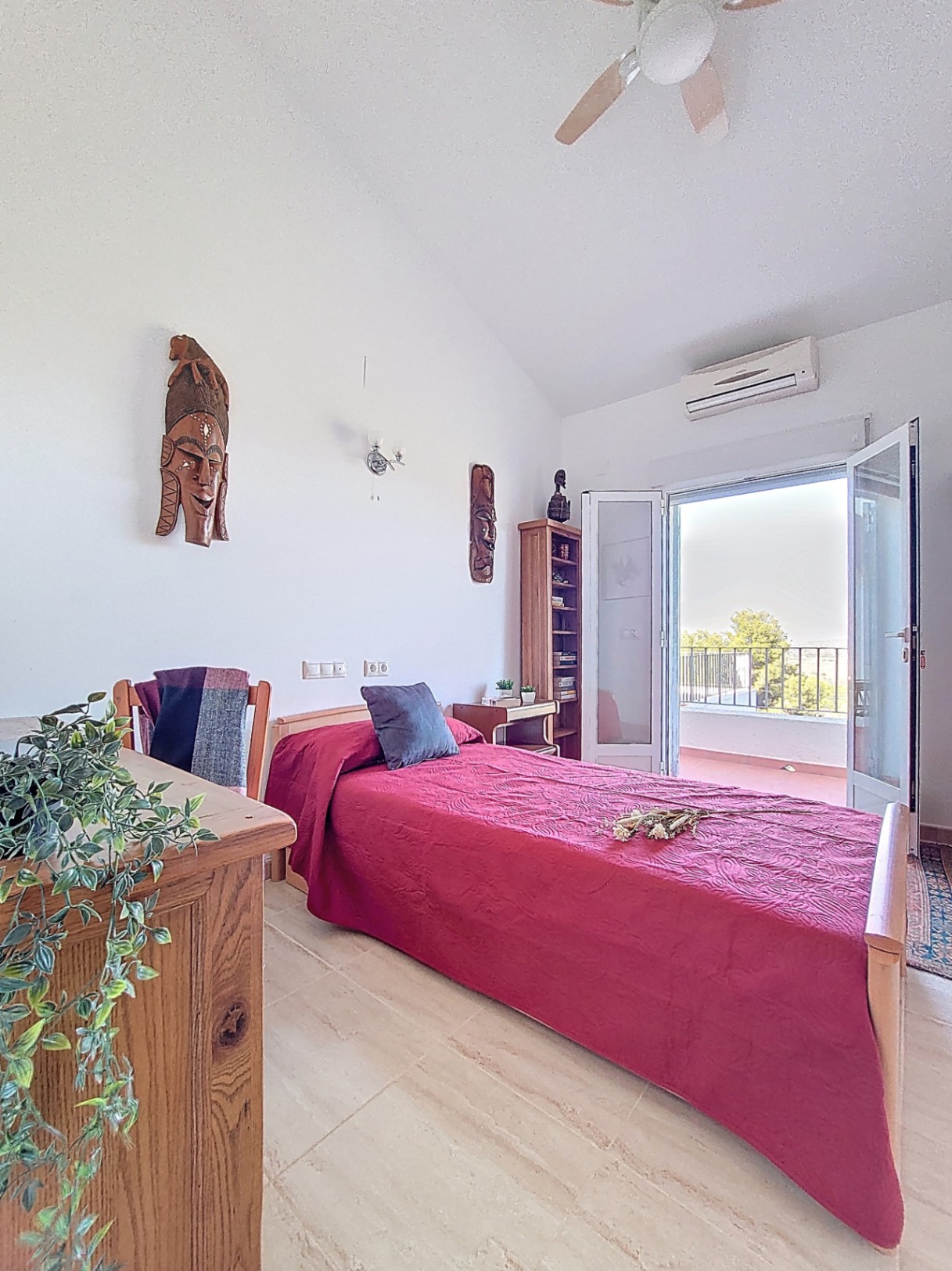 Miraflor Homes