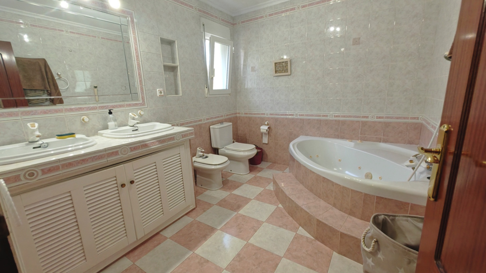 Miraflor Homes