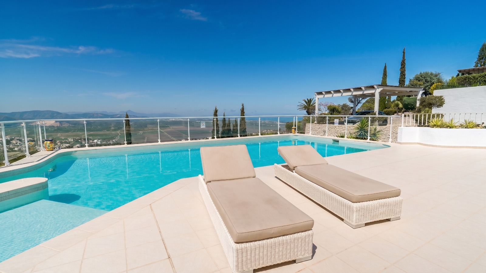Miraflor Homes