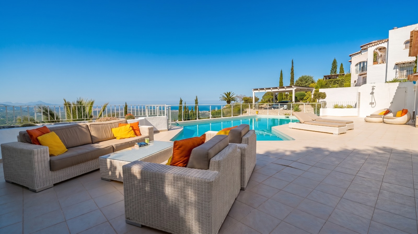 Miraflor Homes