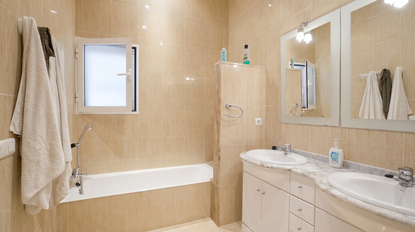 Miraflor Homes
