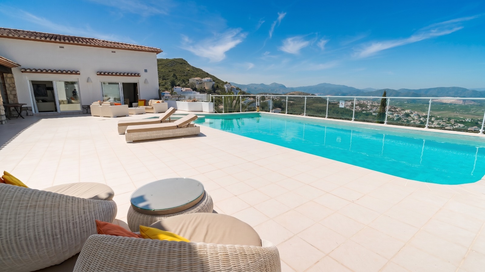 Miraflor Homes