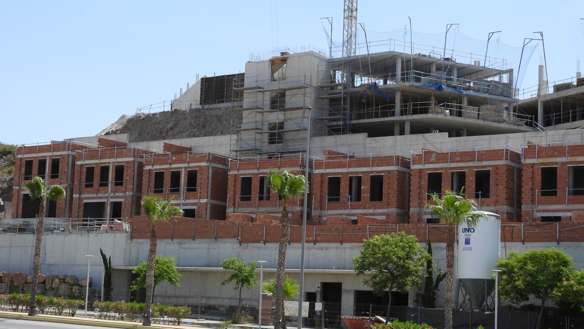 Calida Prime Properties
