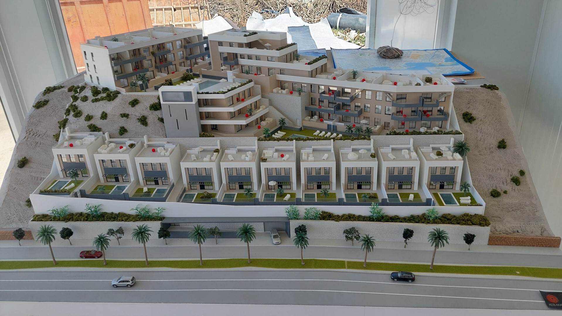 Calida Prime Properties