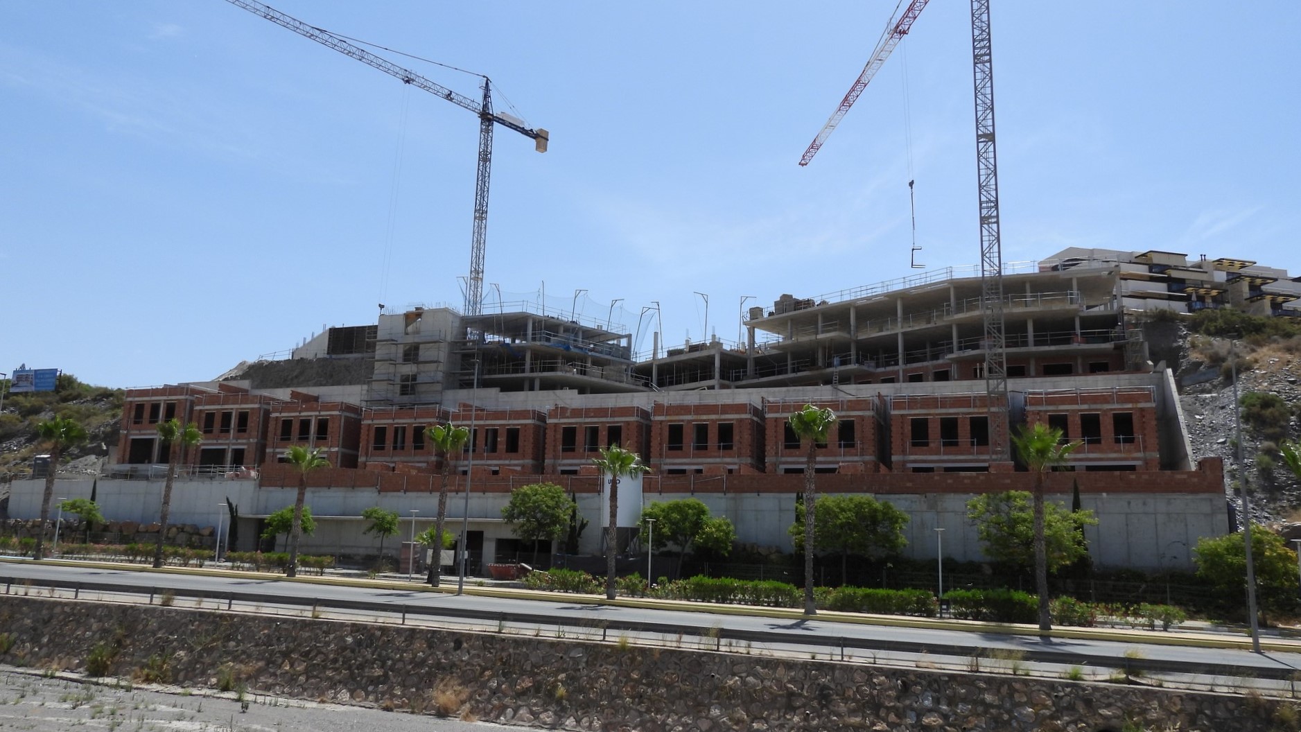 Calida Prime Properties