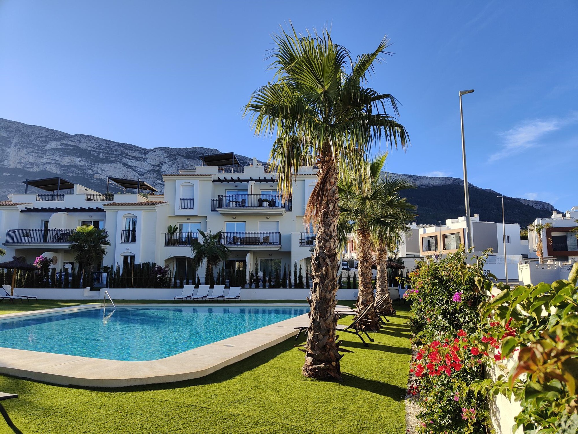 Miraflor Homes