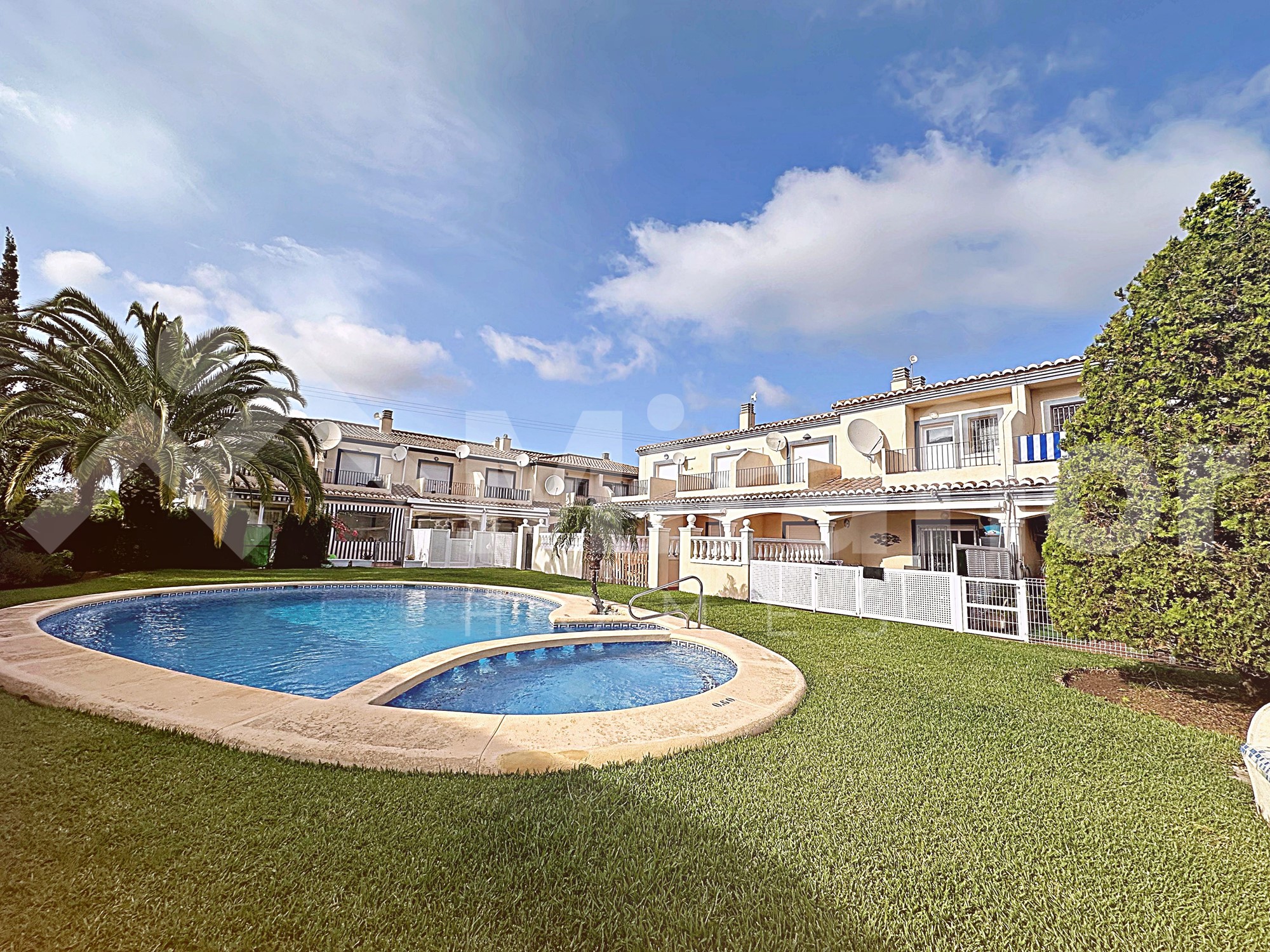 Miraflor Homes