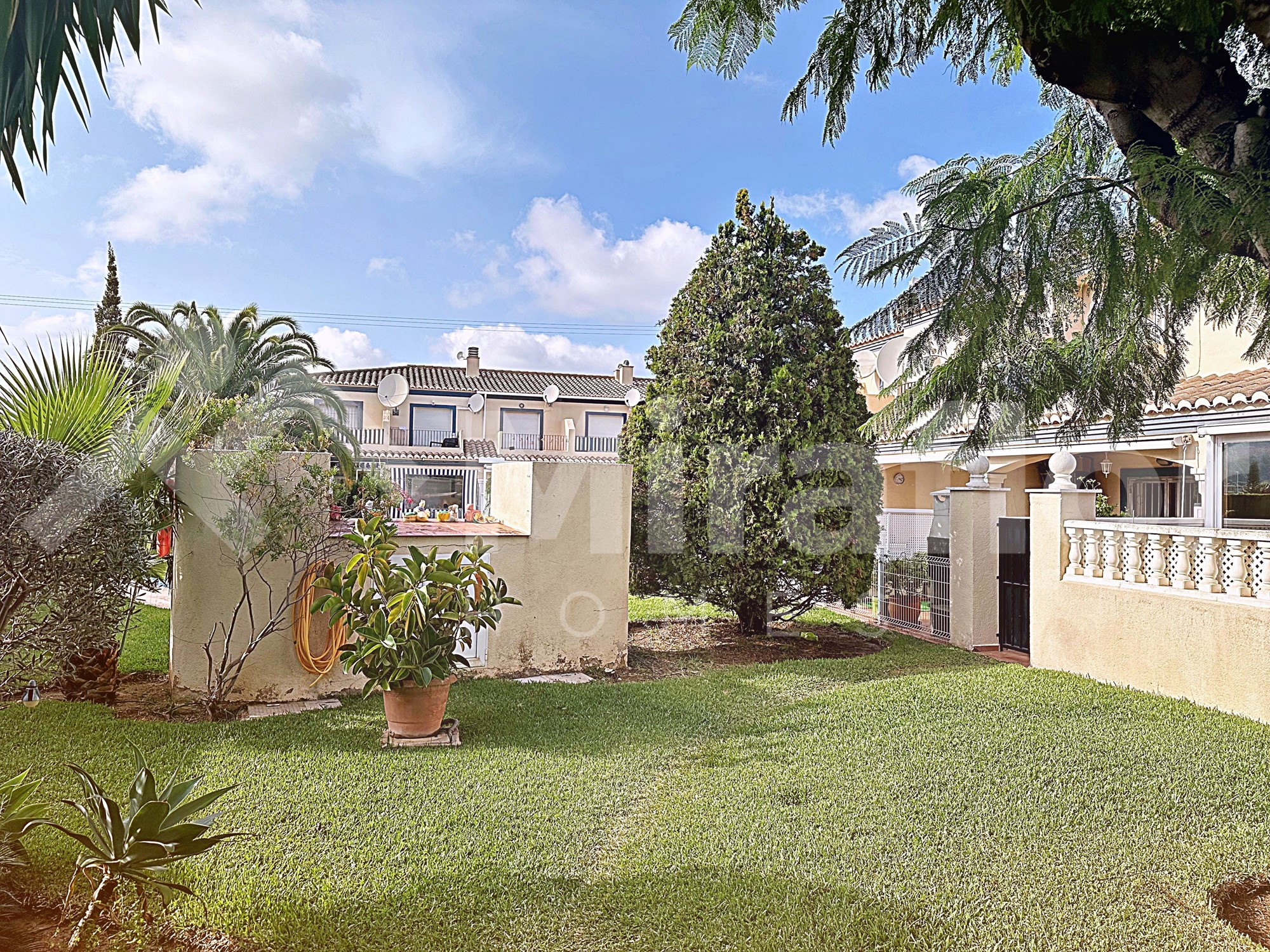 Miraflor Homes