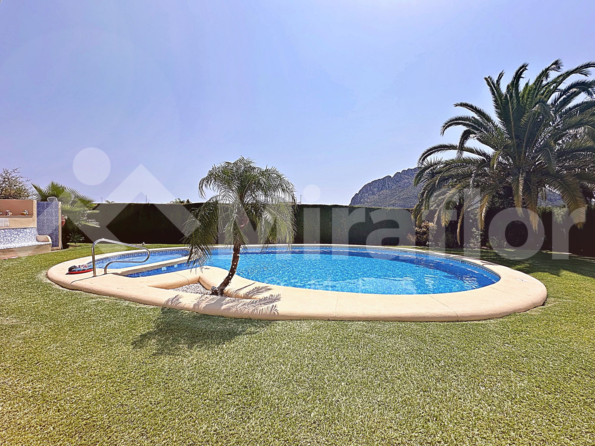 Miraflor Homes