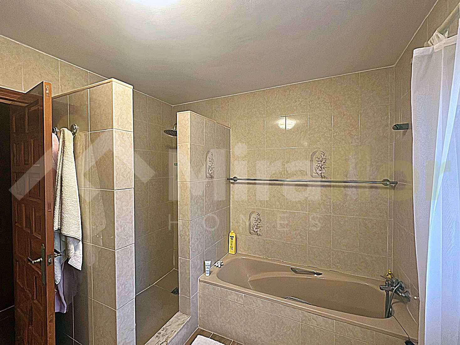 Miraflor Homes