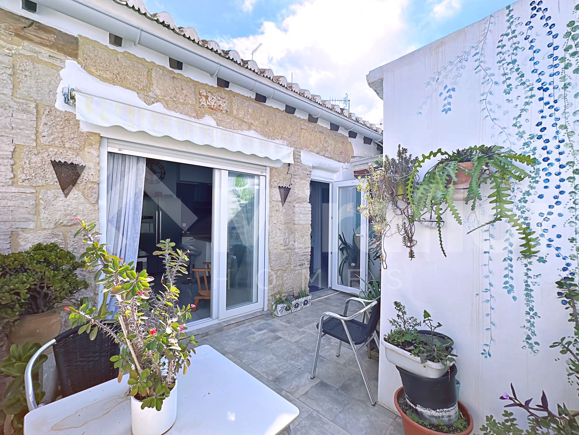 Miraflor Homes