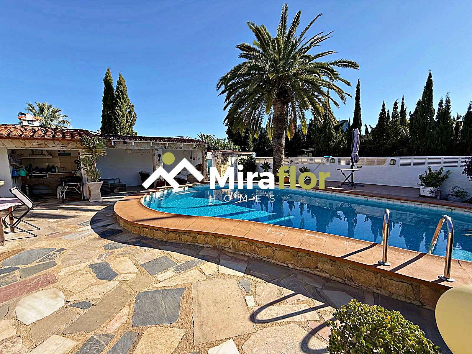 Miraflor Homes