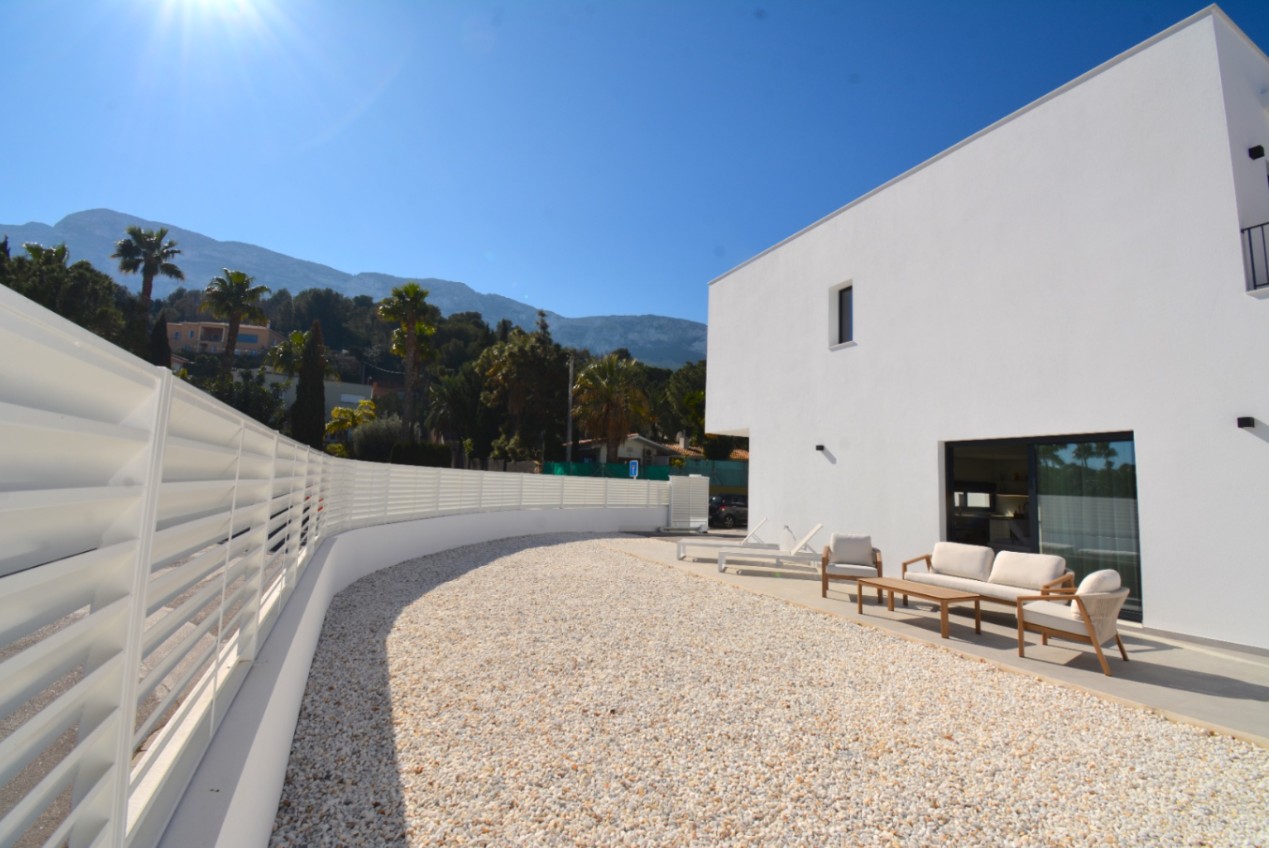 Miraflor Homes