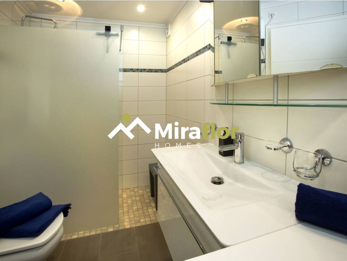Miraflor Homes