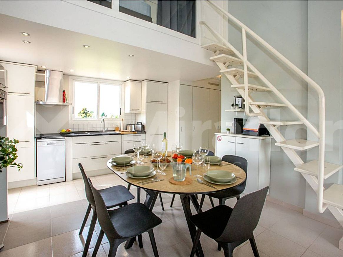 Miraflor Homes