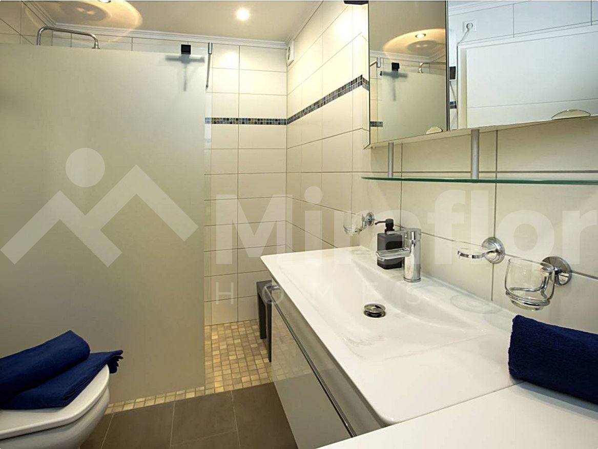 Miraflor Homes