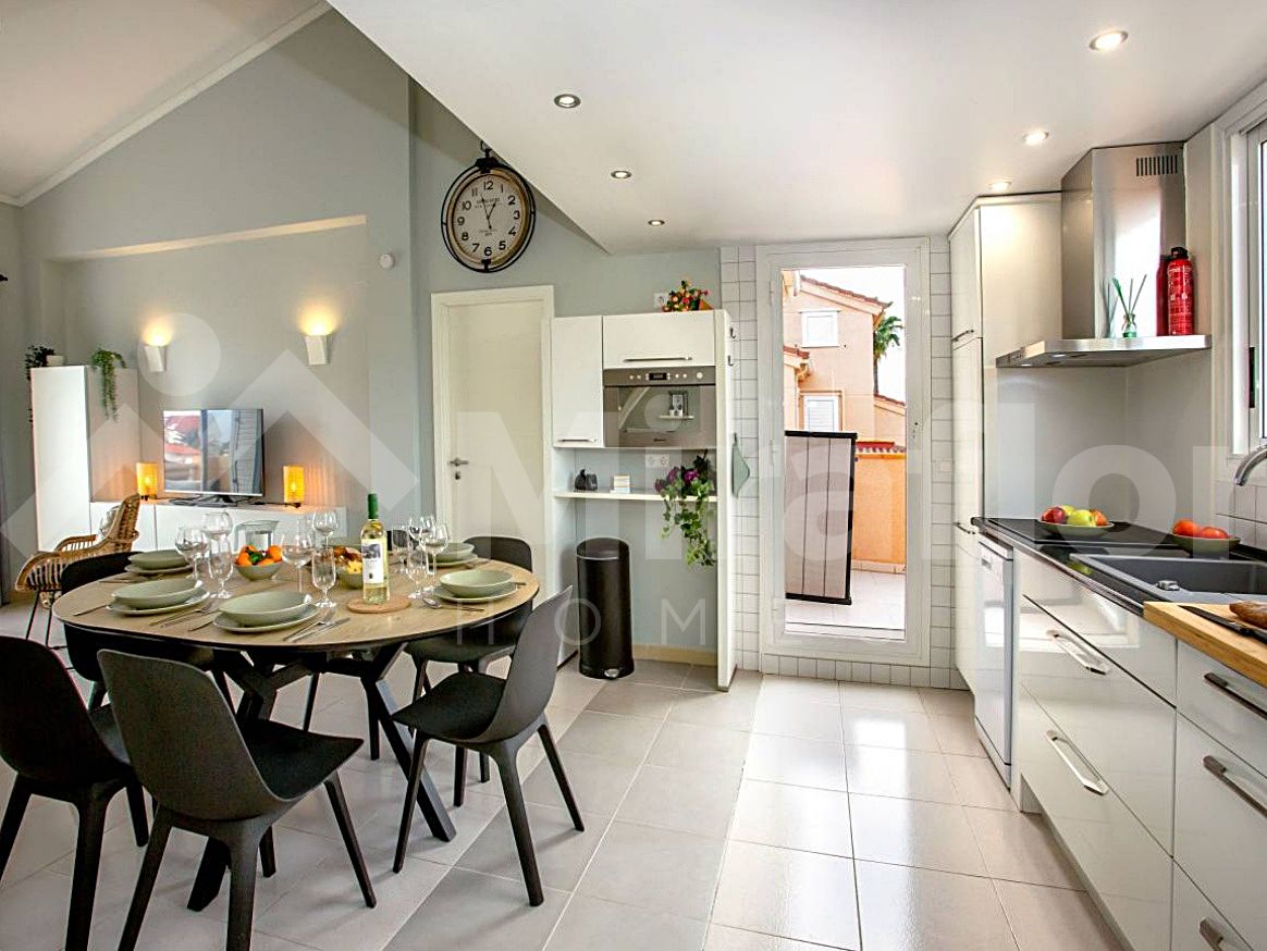 Miraflor Homes