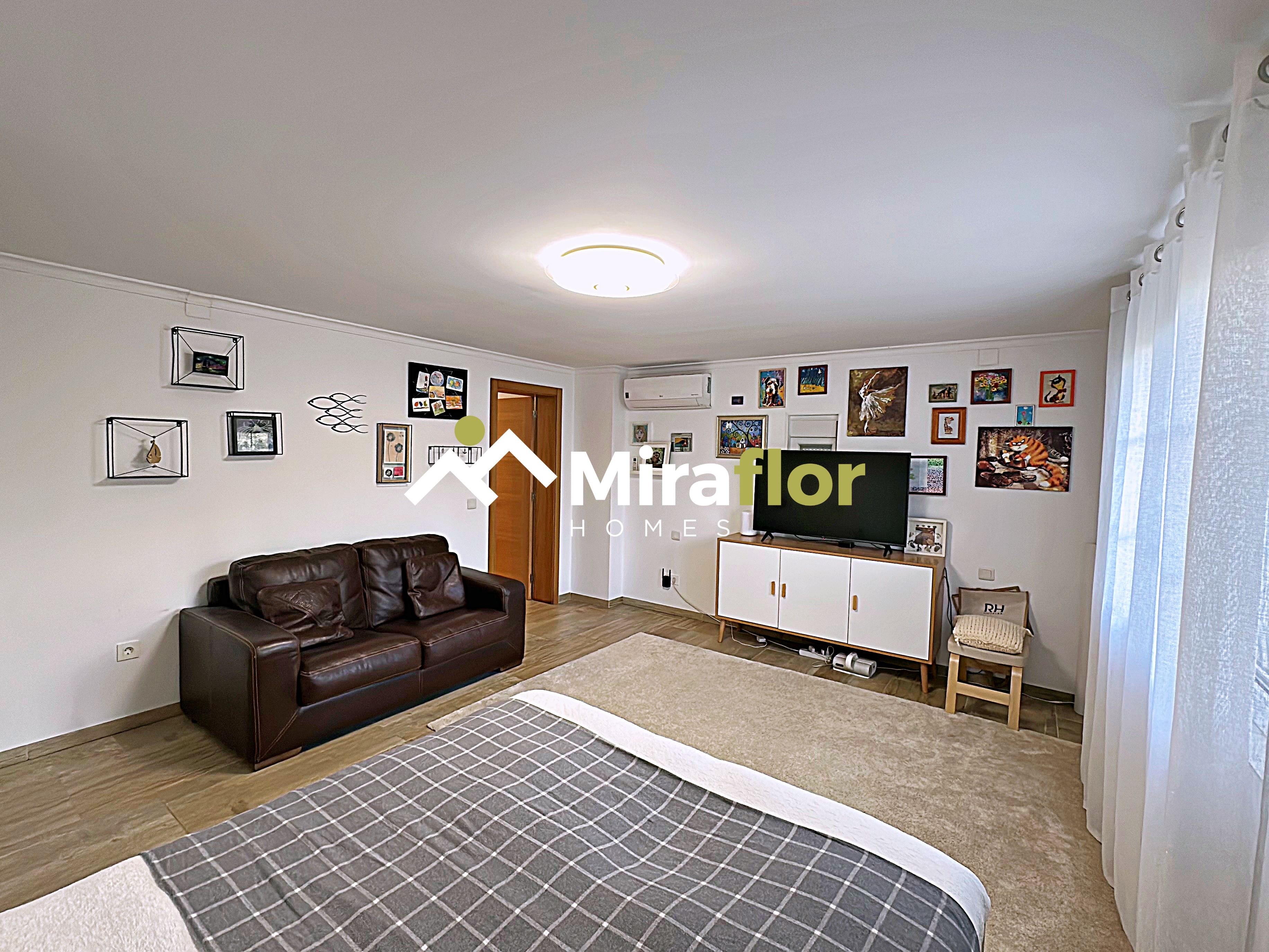Miraflor Homes