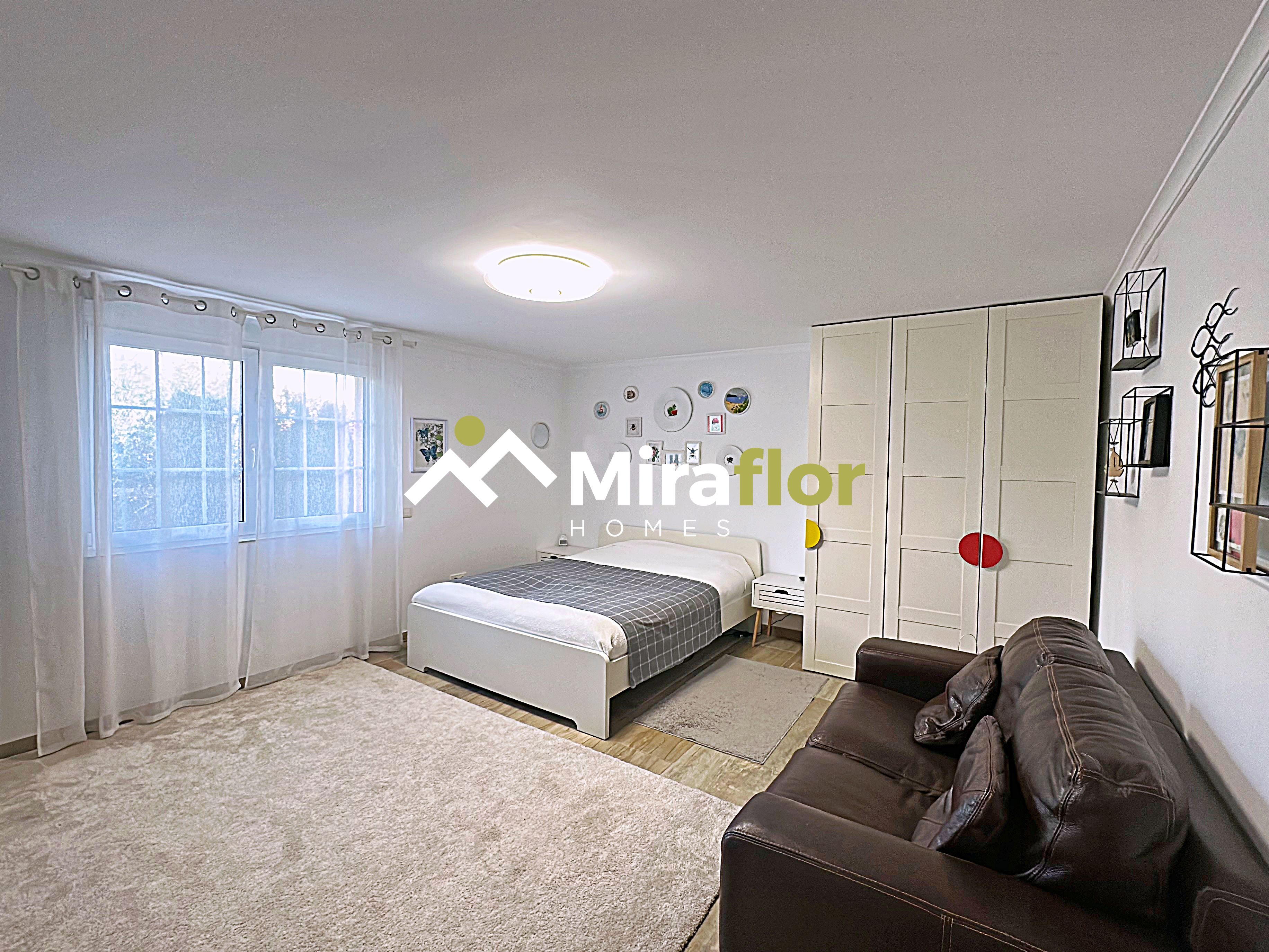 Miraflor Homes