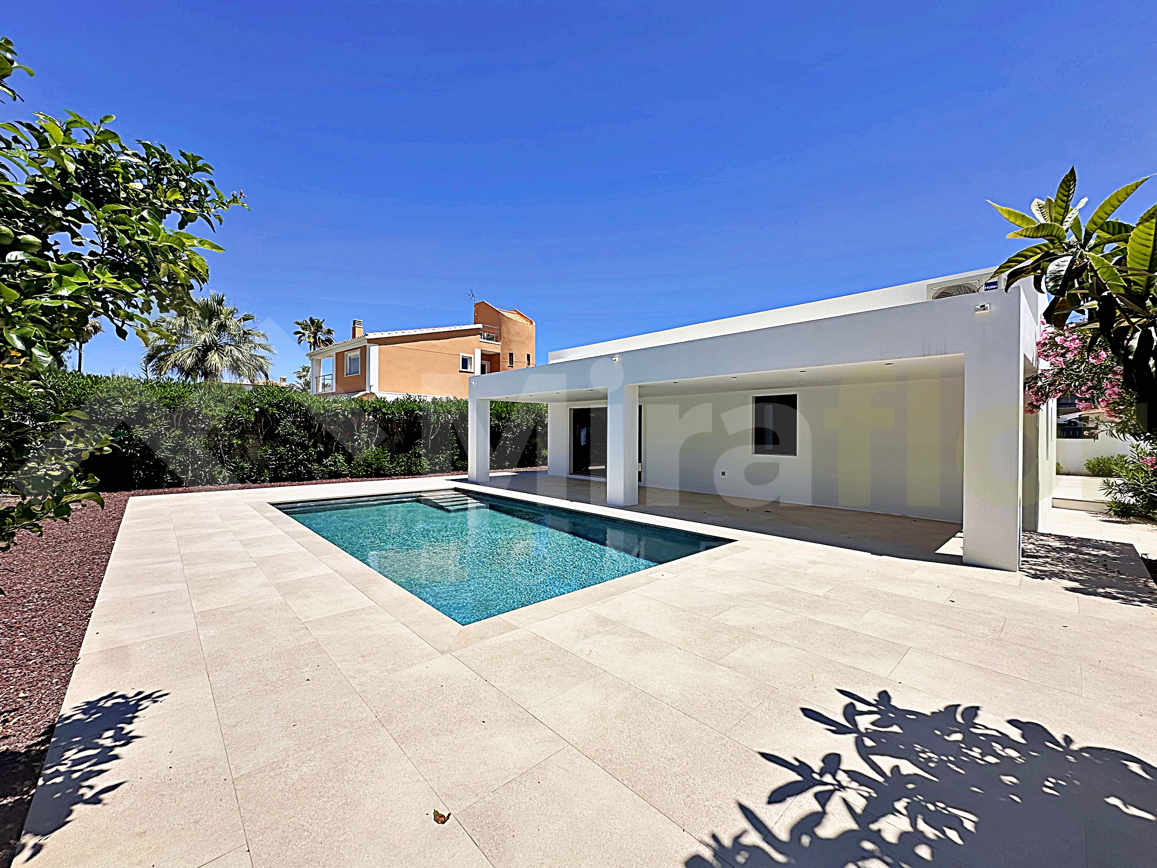 Miraflor Homes