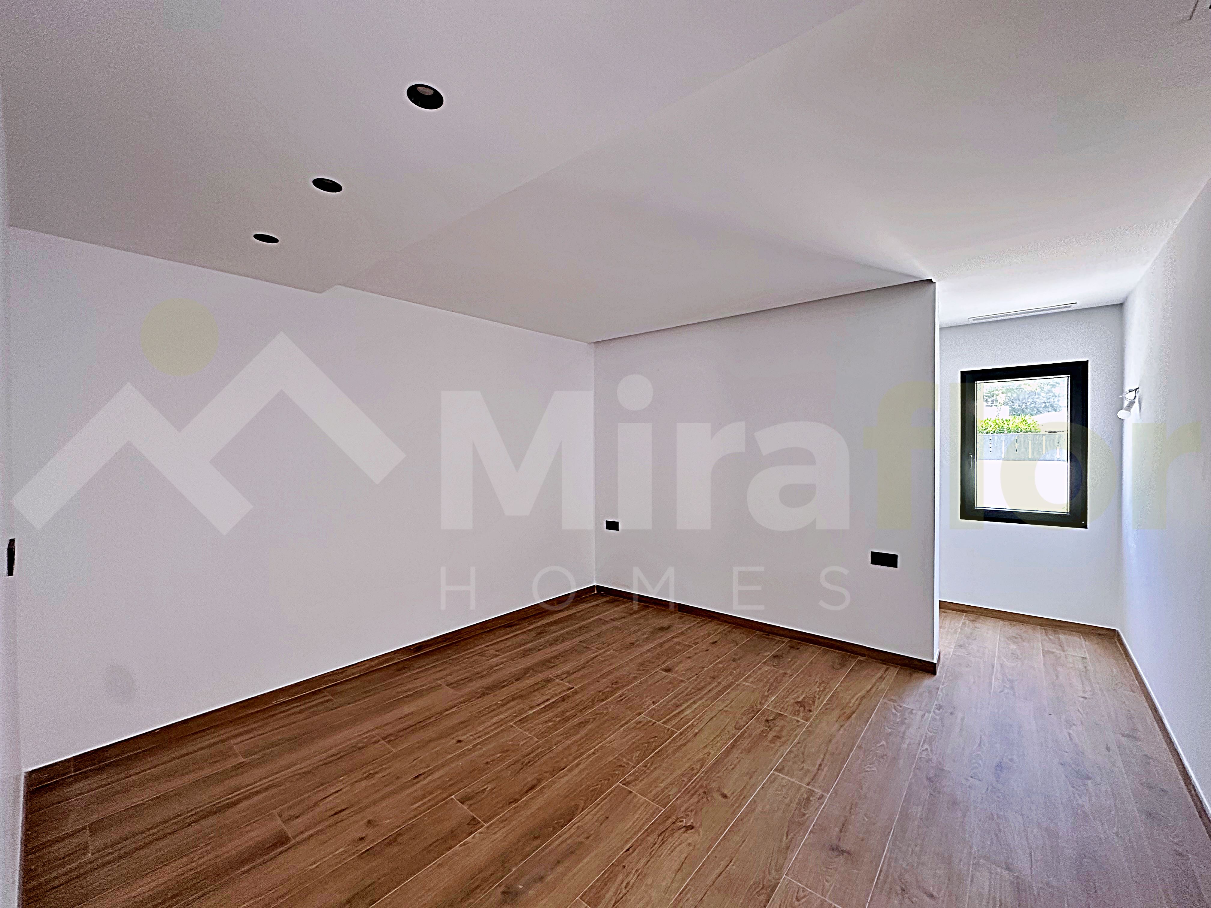 Miraflor Homes