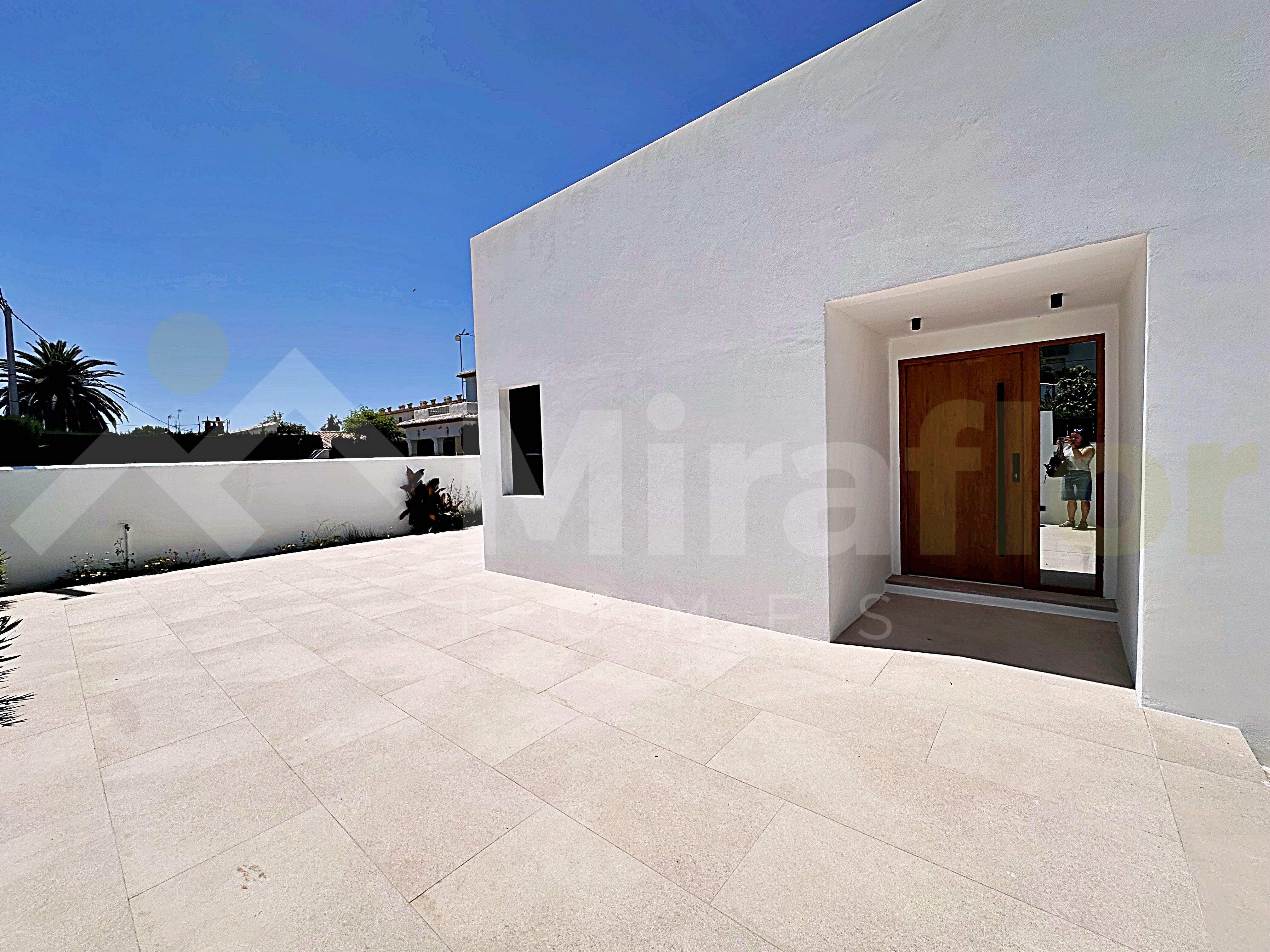 Miraflor Homes