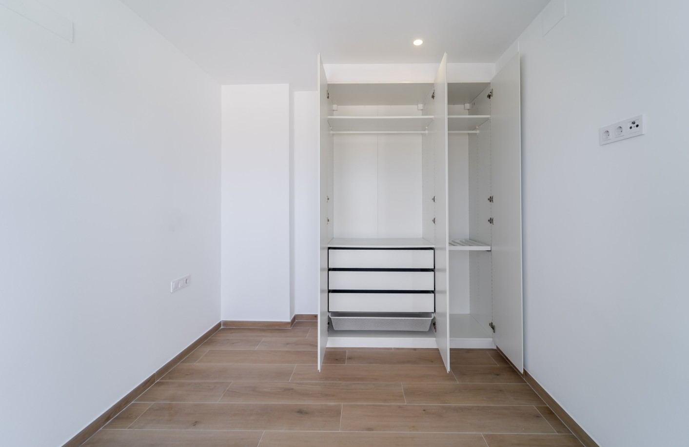 Miraflor Homes