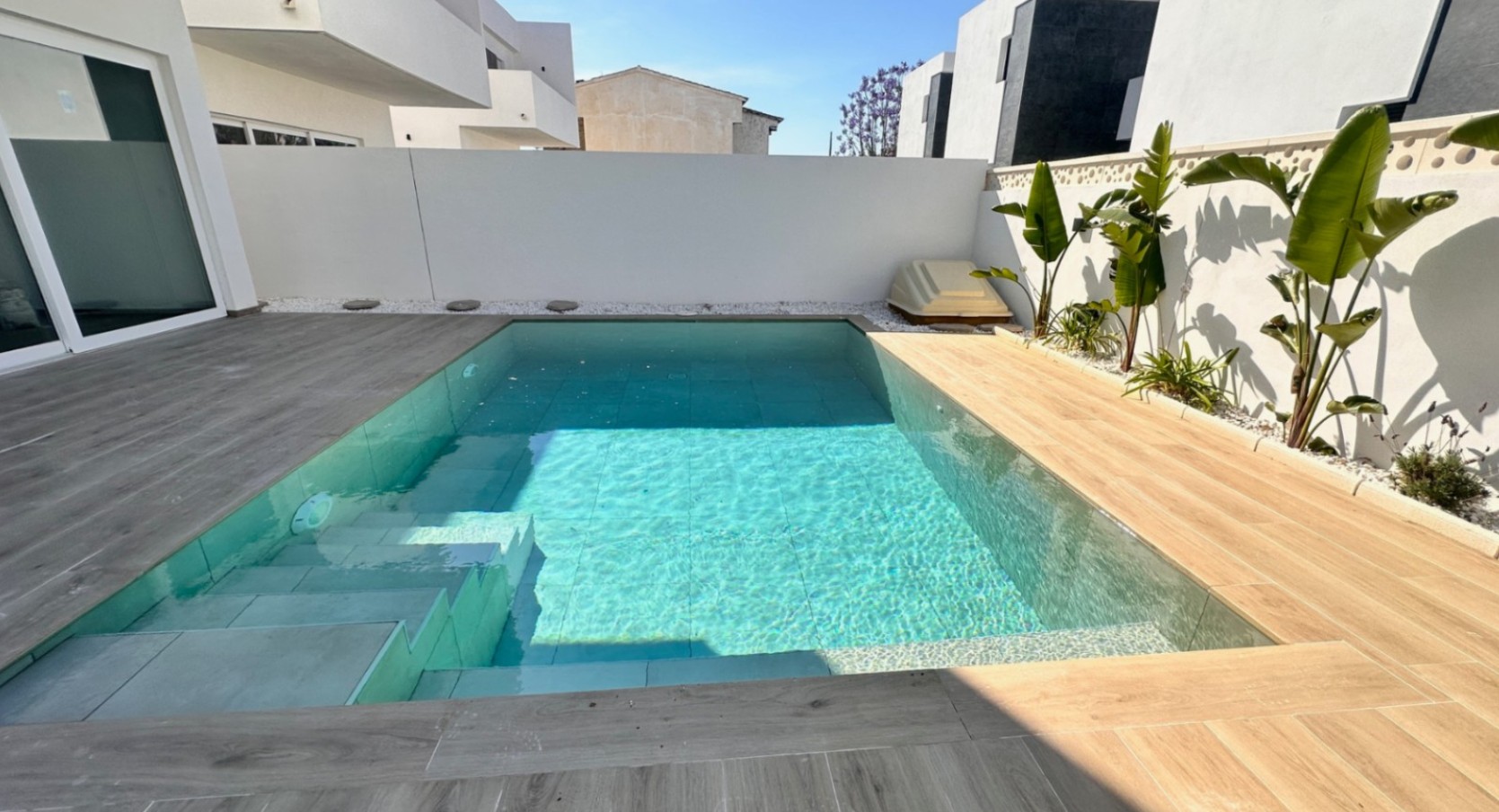 Miraflor Homes