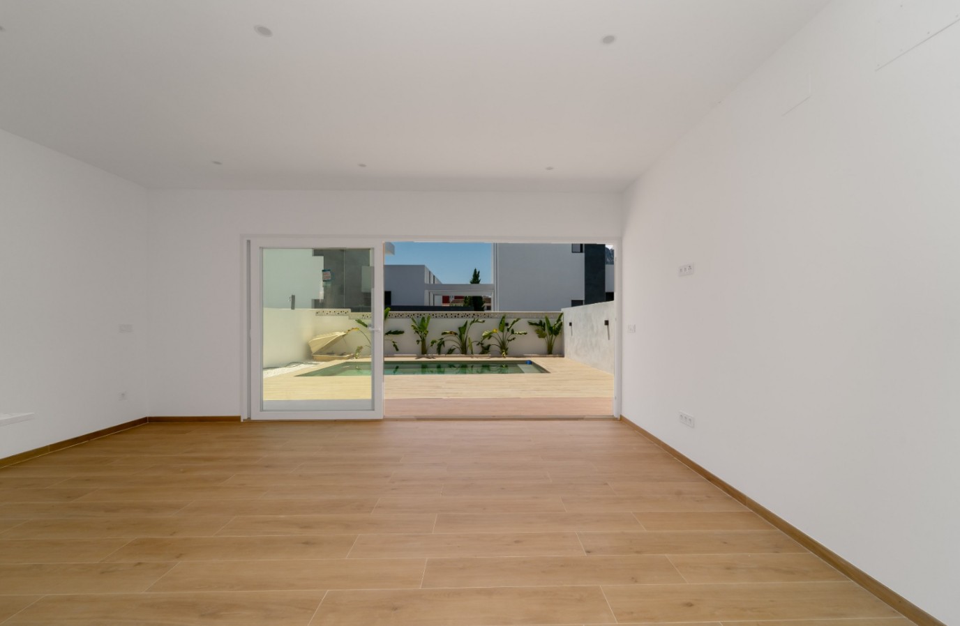 Miraflor Homes