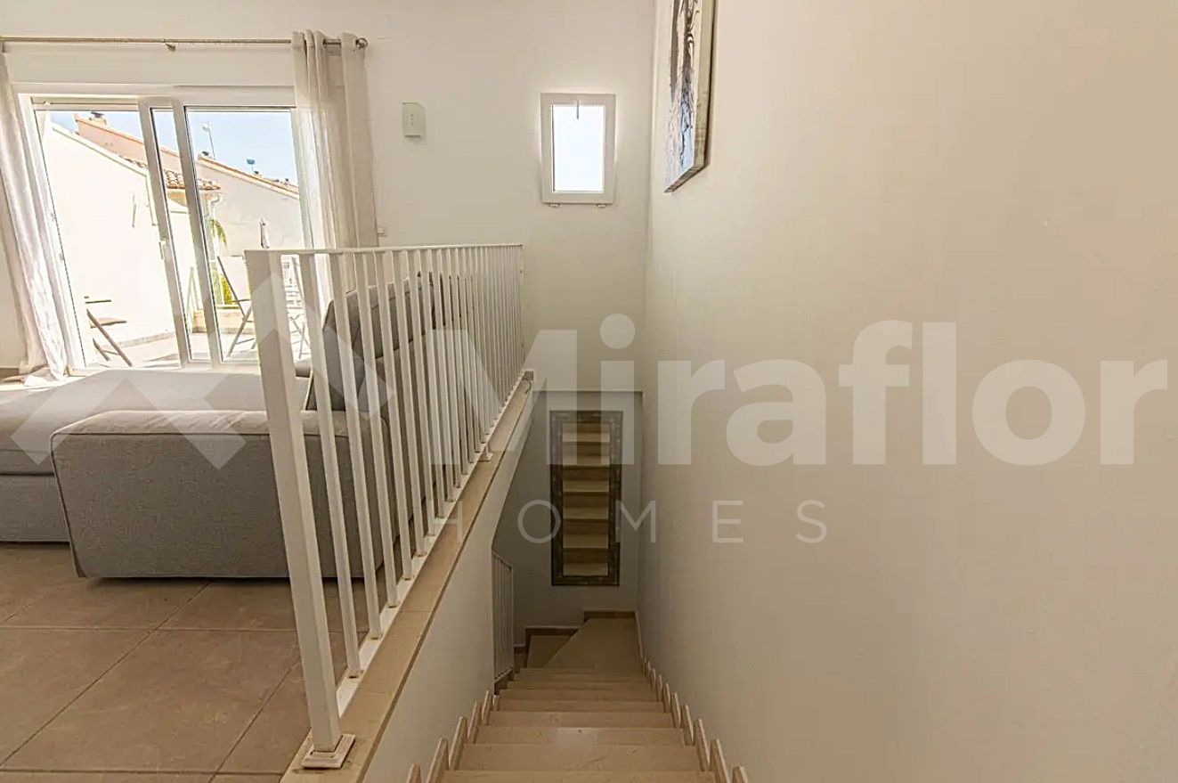 Miraflor Homes