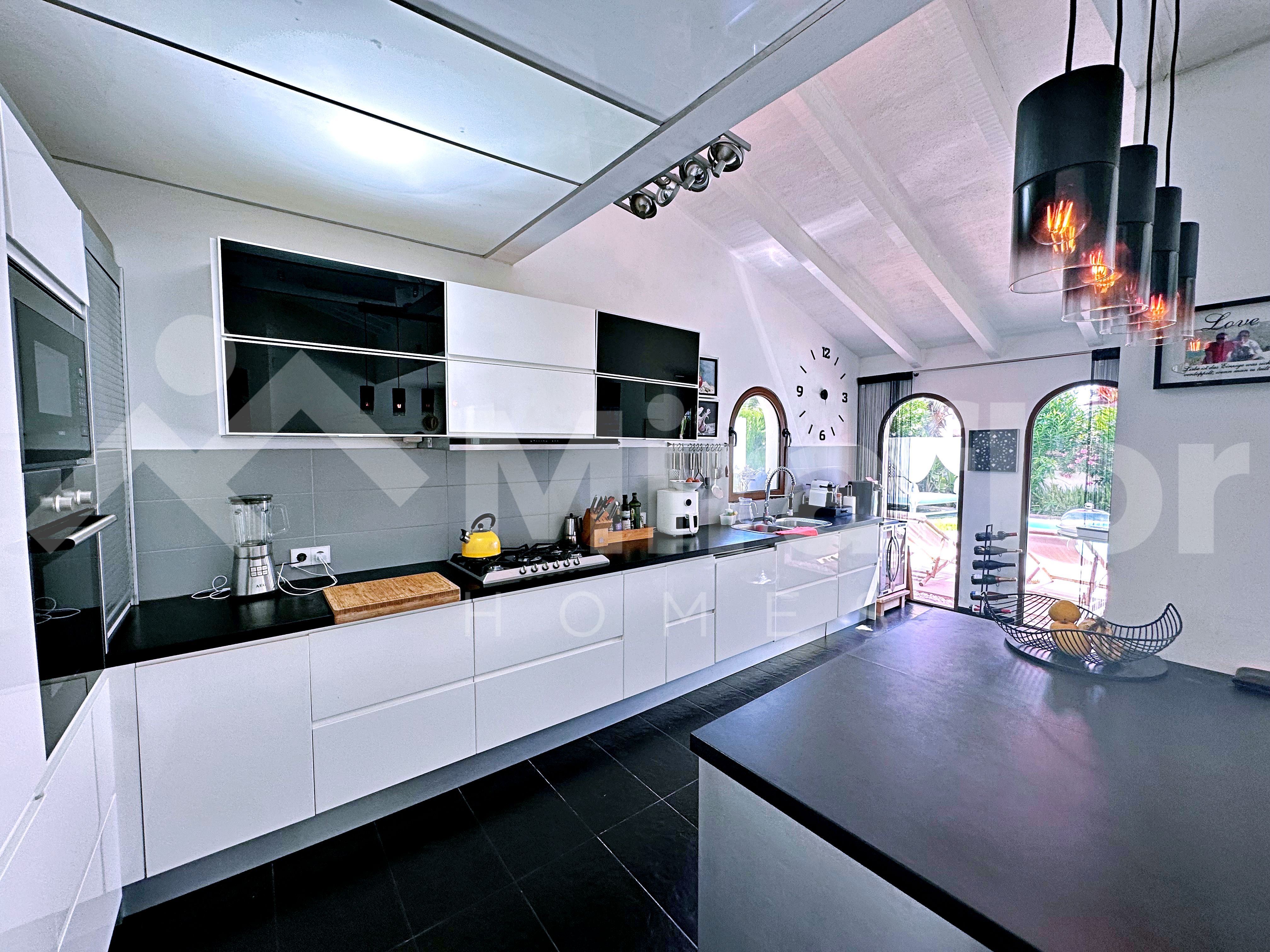 Miraflor Homes