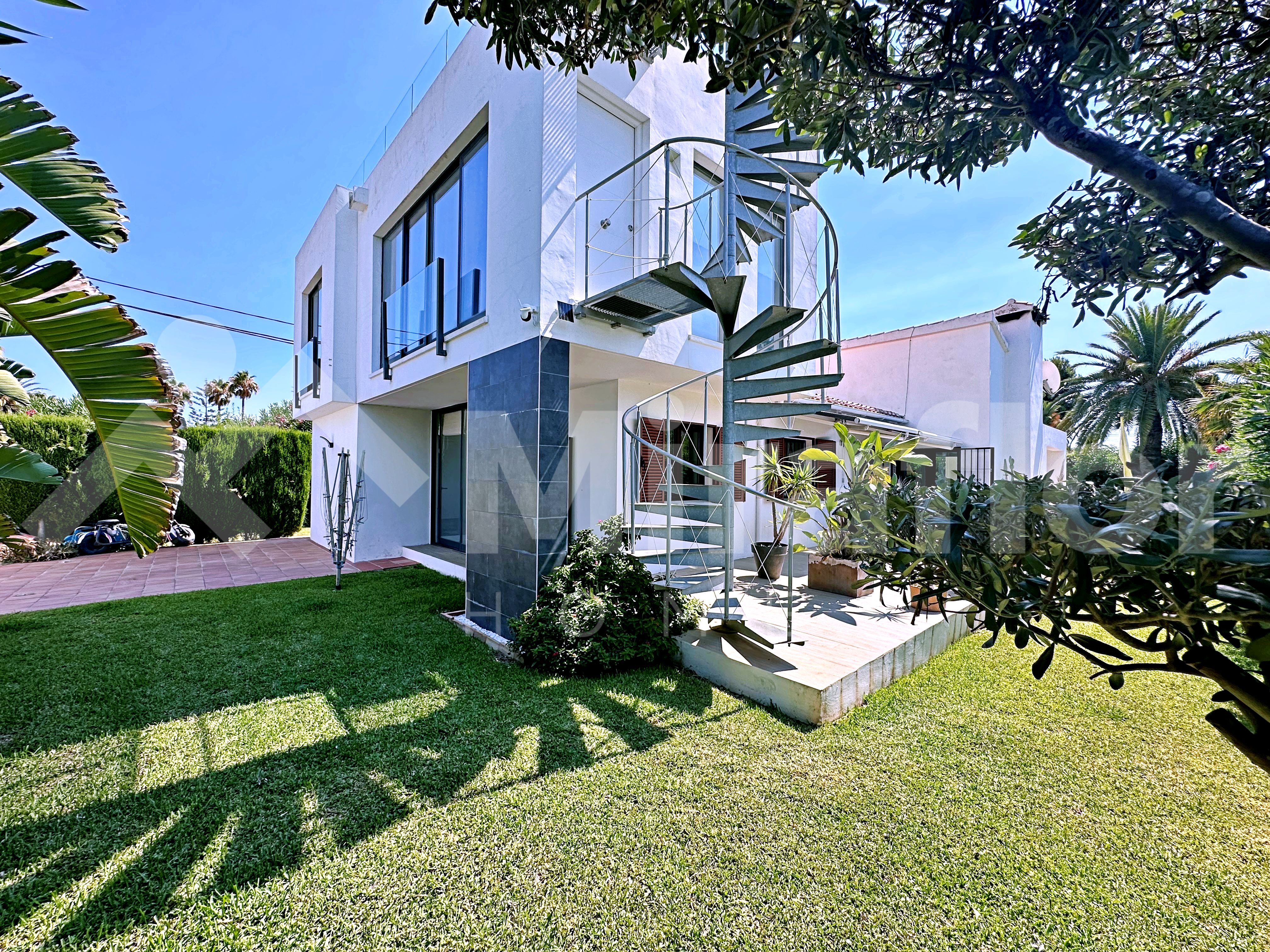 Miraflor Homes