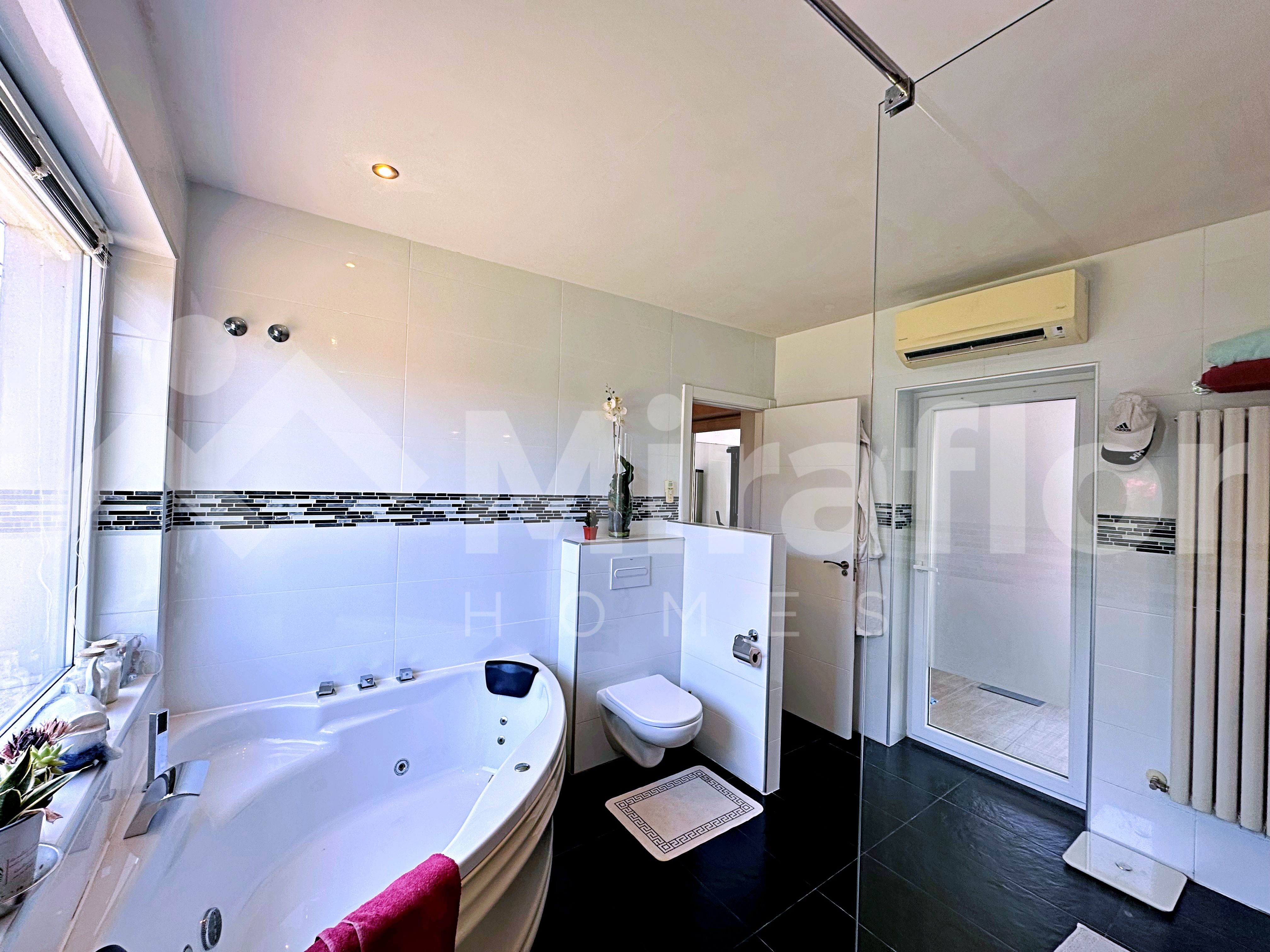 Miraflor Homes