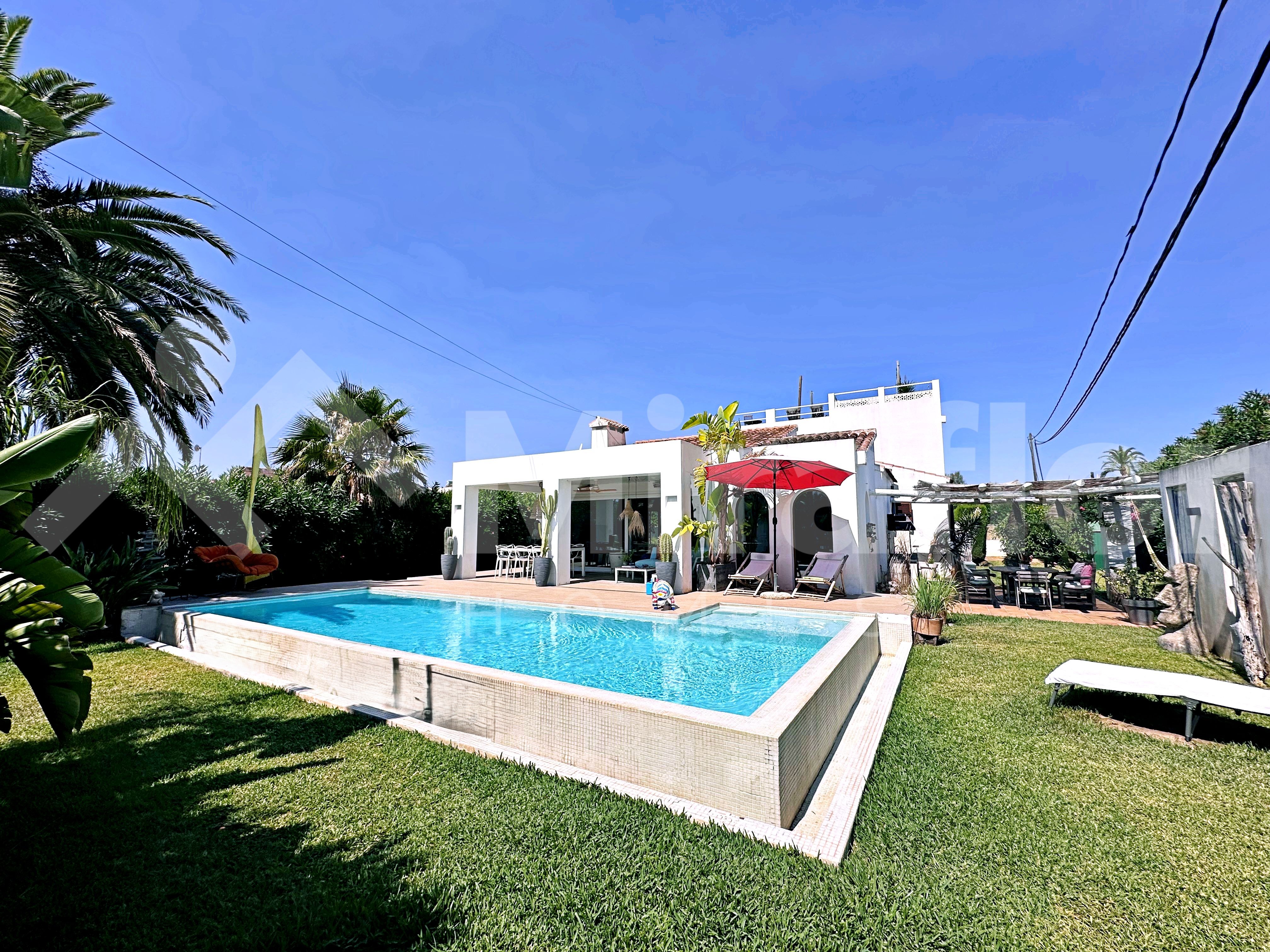Miraflor Homes