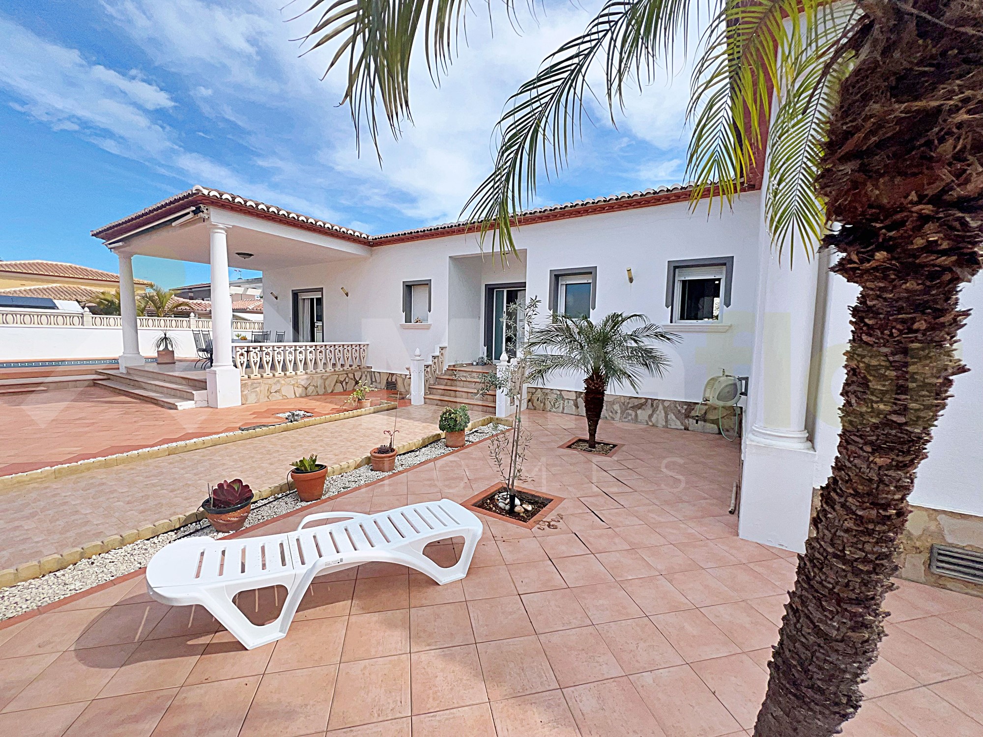 Miraflor Homes