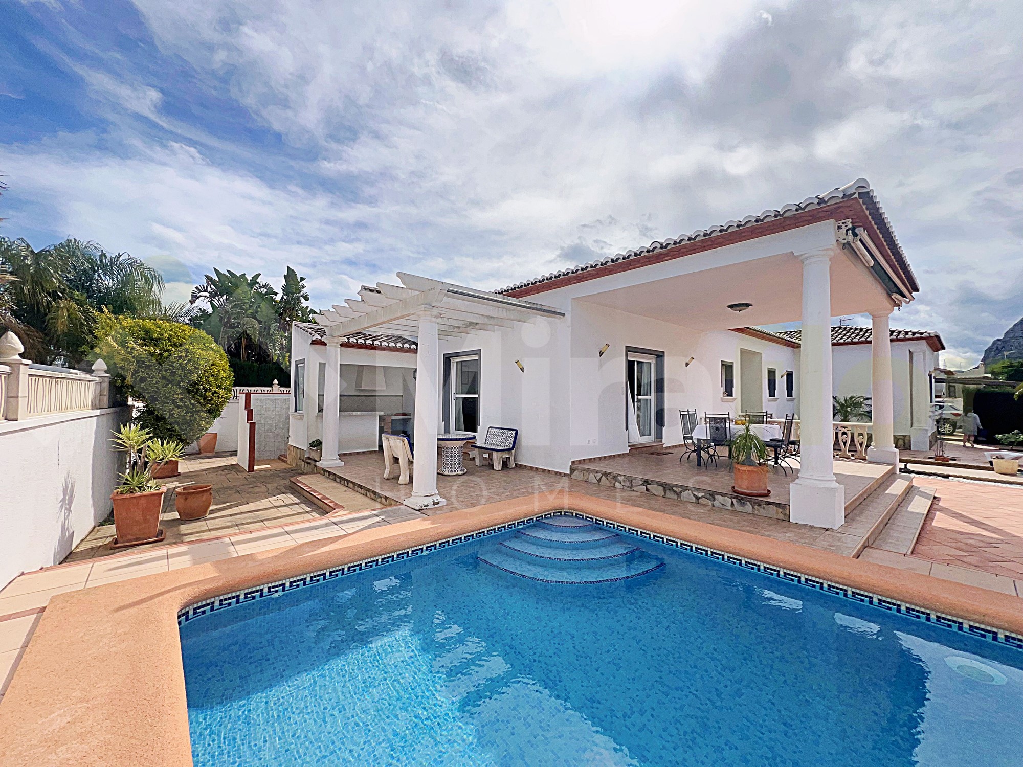 Miraflor Homes