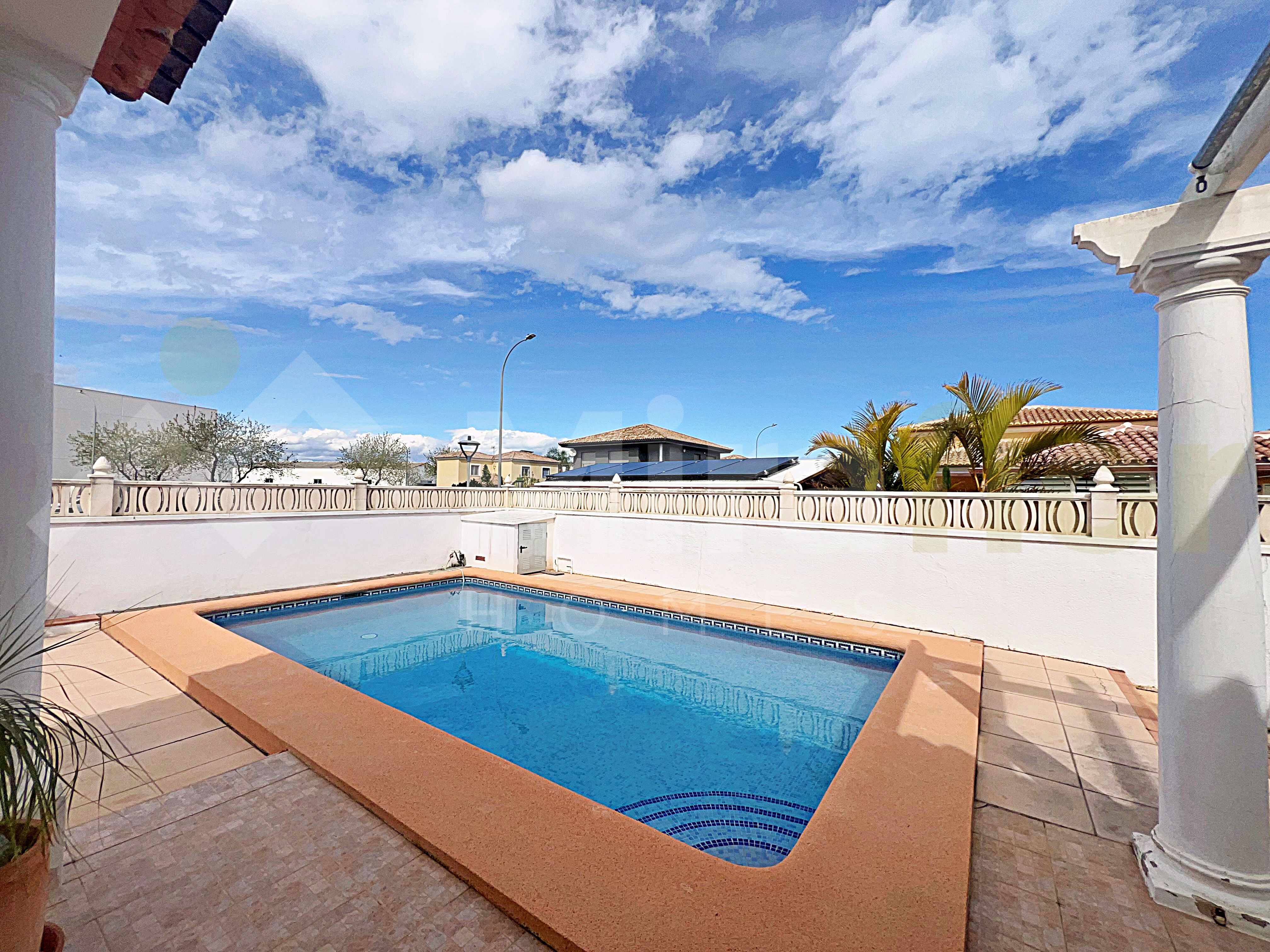 Miraflor Homes