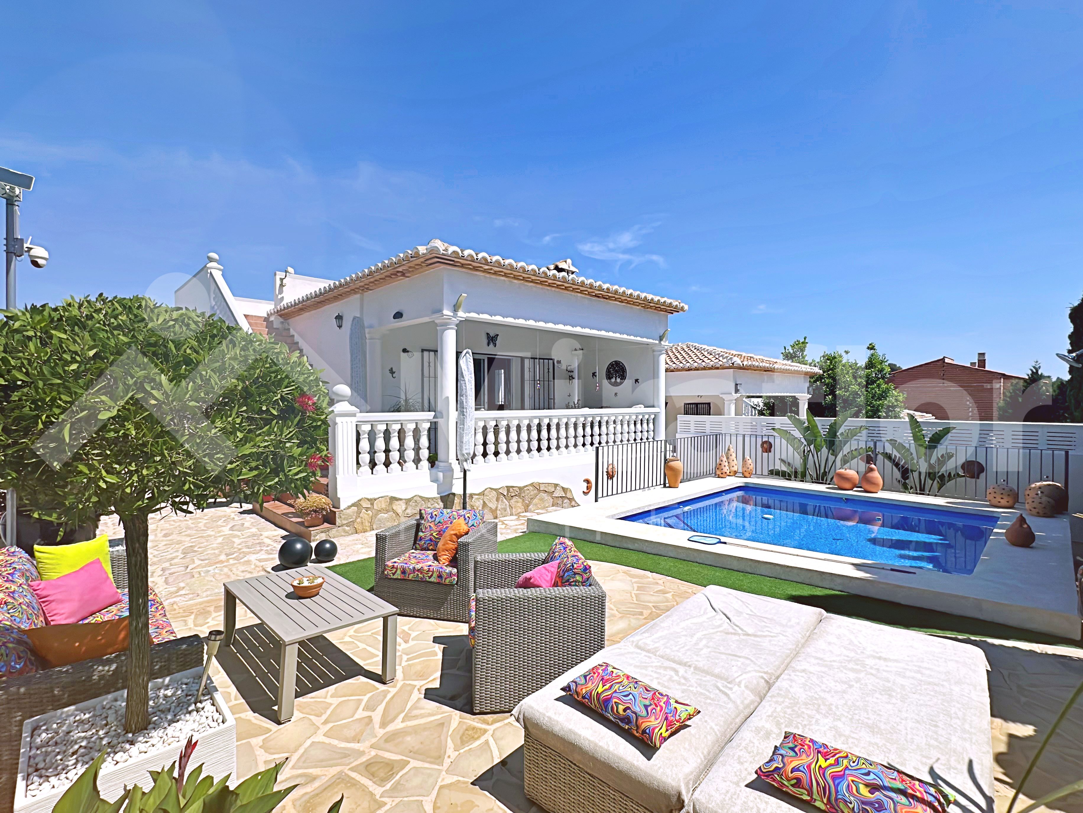 Miraflor Homes