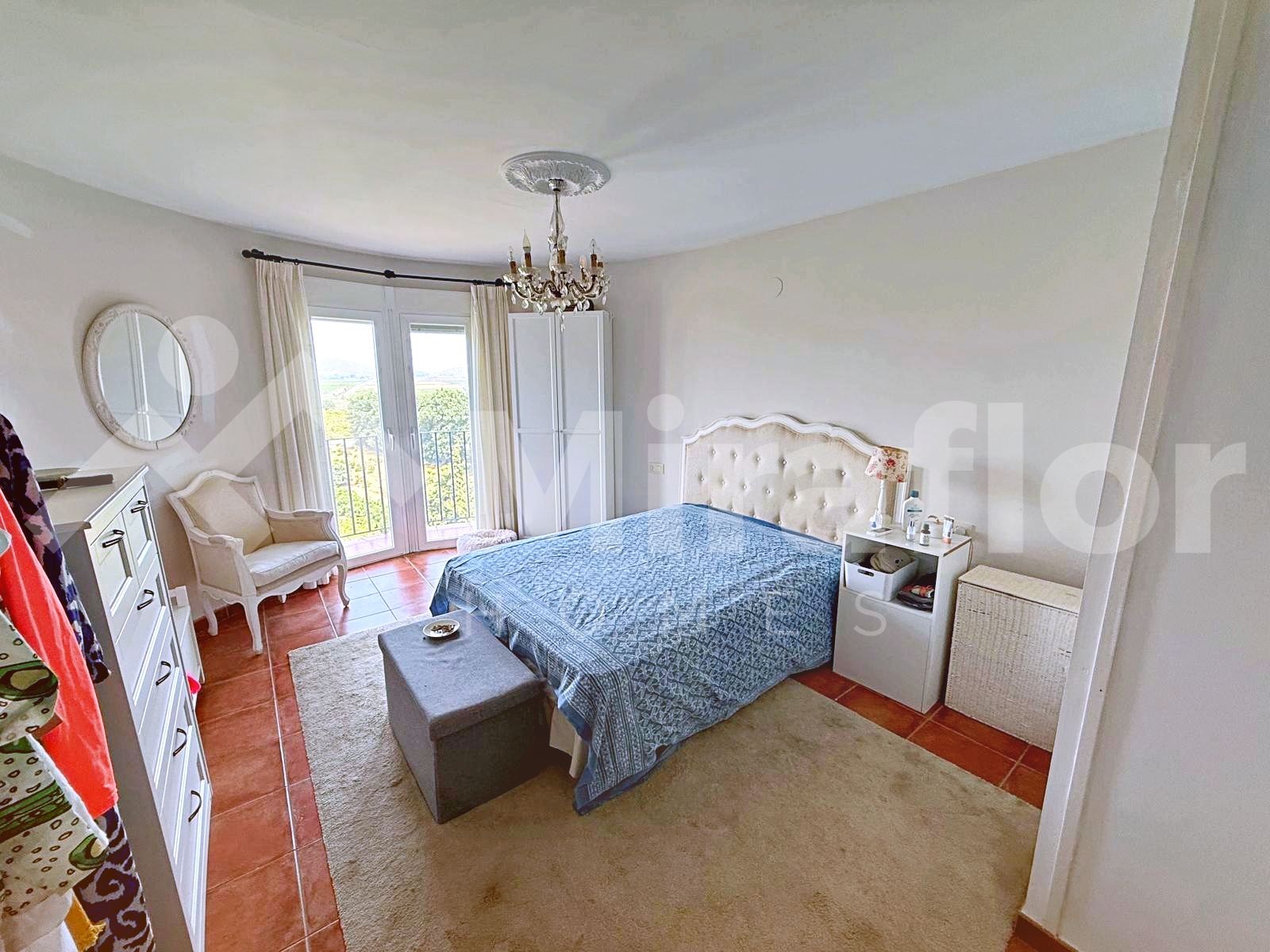 Miraflor Homes