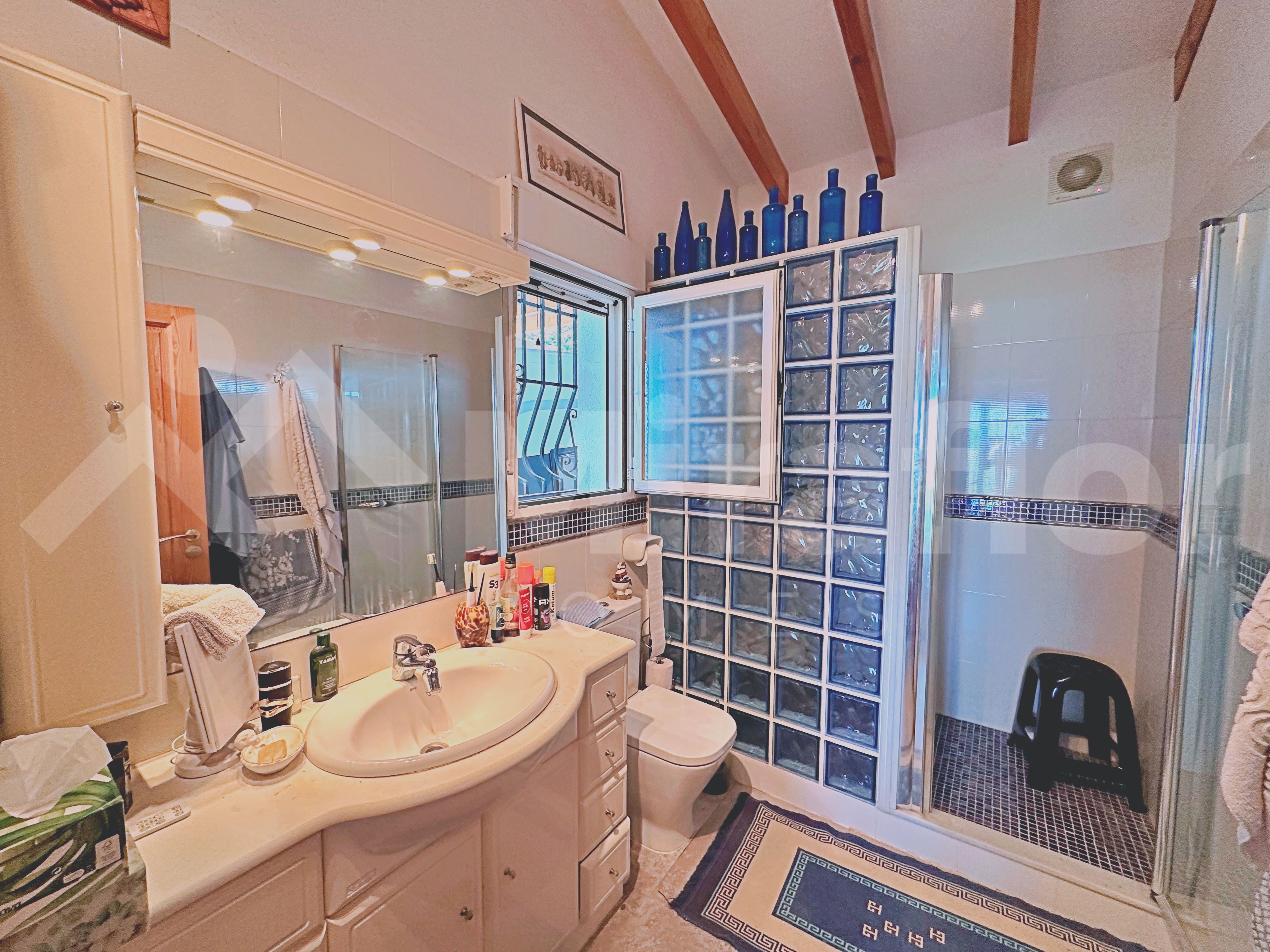 Miraflor Homes